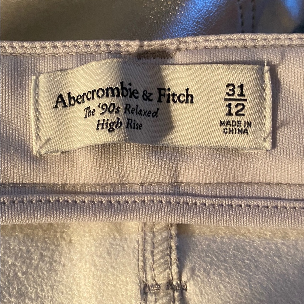Abercrombie & Fitch NWT size 31(12) high rise silver pants - Picture 4 of 10